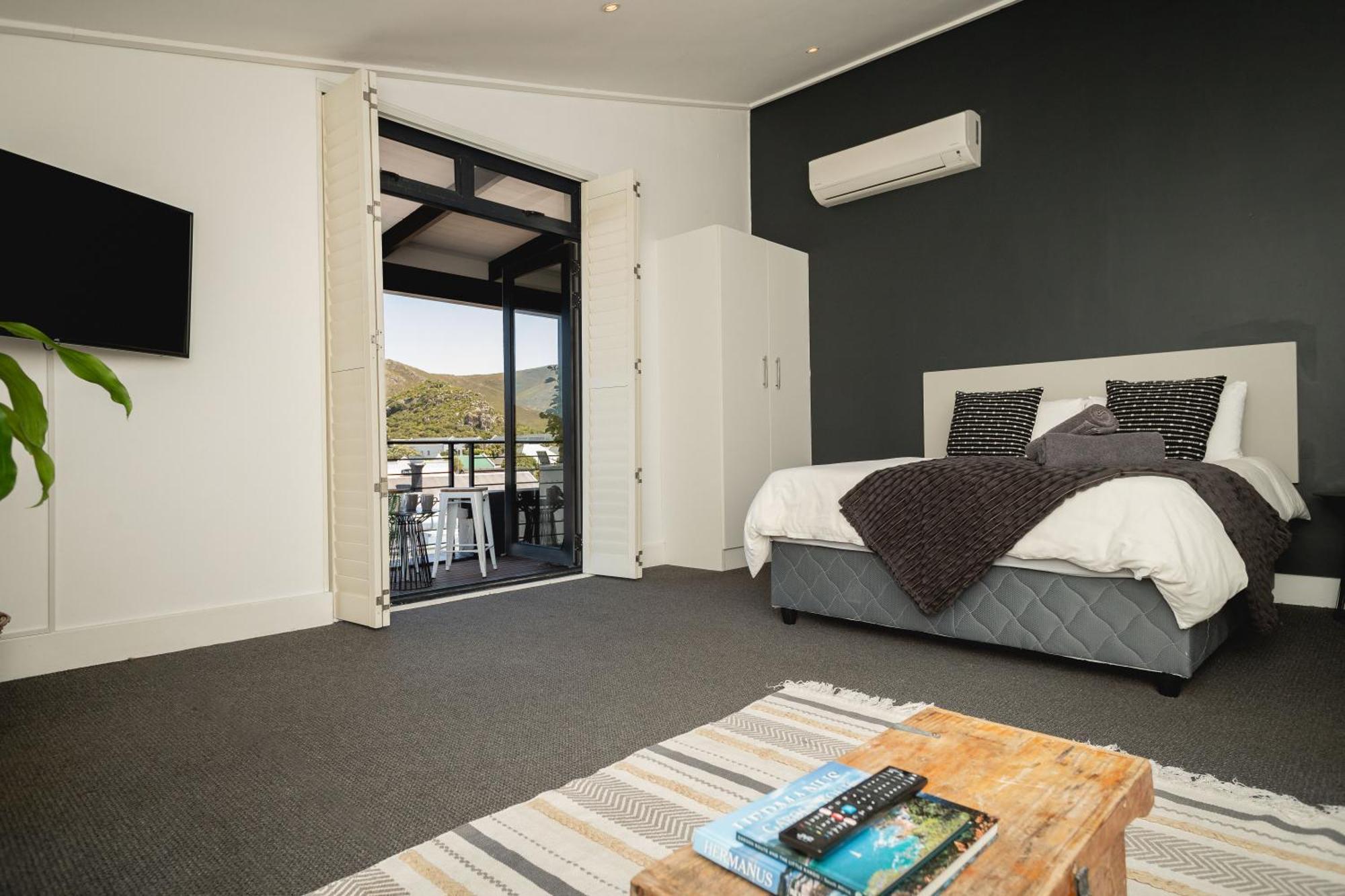 Central Mountain View Apartment, Hermanus Waterfront Exterior foto